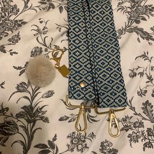 Purse strap with gold hardware